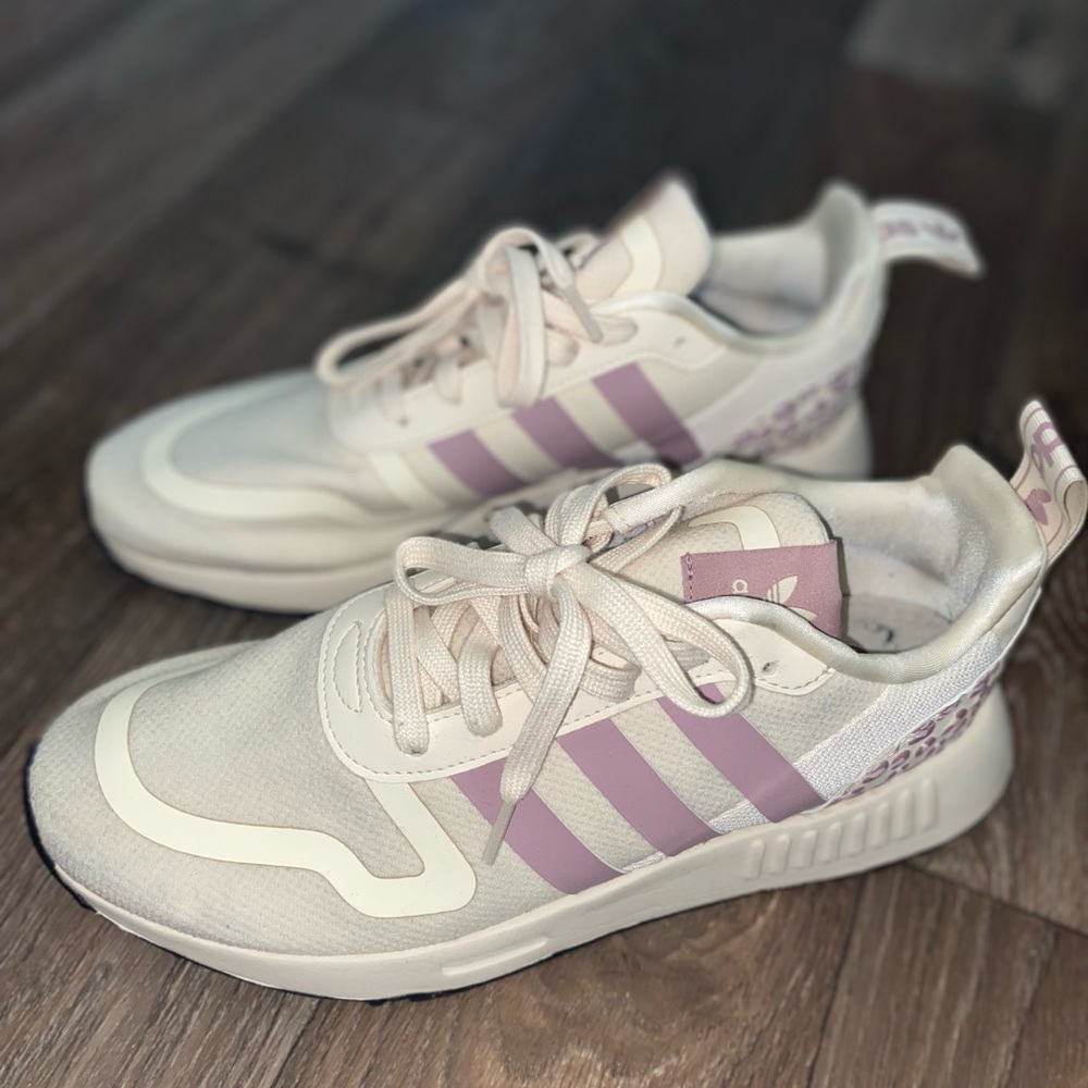 Adidas, size 8, cream and purple in color